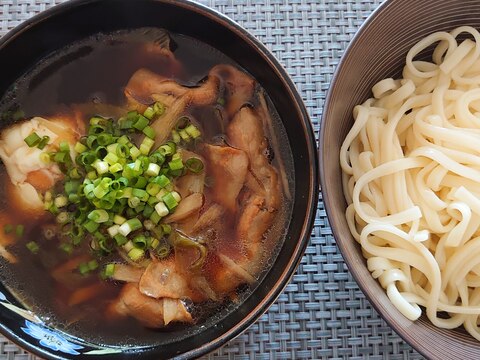 瀬田ＧＣリスペクト！肉ゴボウつけ汁うどん